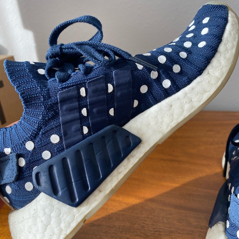Adidas NMD R2 Ronin Polka Dot Blue White Sneakers 6 7 - Picture 4 of 5